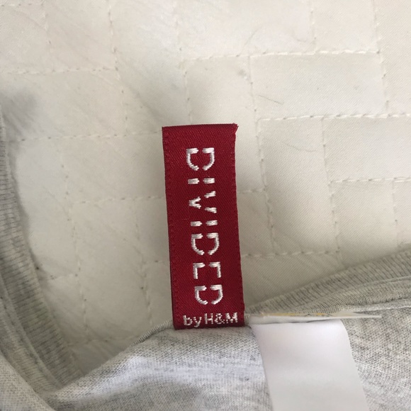 Divided By H&M || Bling Jeweled Tweety Bird T-Shirt Size 2 - Picture 10 of 11